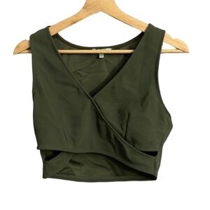 Charlotte Russe crop top medium